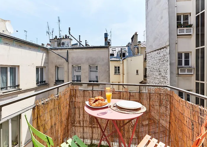 Bnbnova - Latin Quarter - 1br With Balcony *