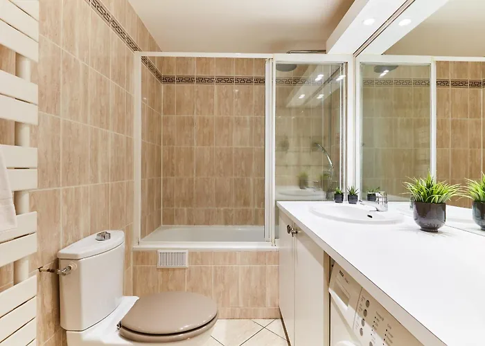 Bnbnova - Latin Quarter - 1br With Balcony פריז
